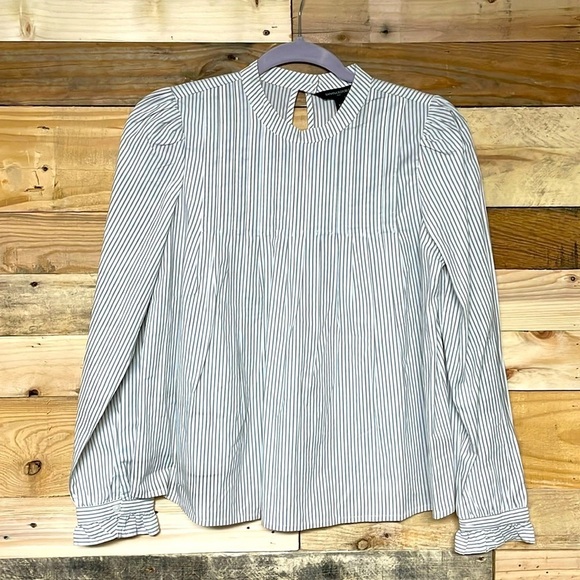 Banana Republic size XS gray and white stripe blouse with ruffle long sleeves - Picture 1 of 7